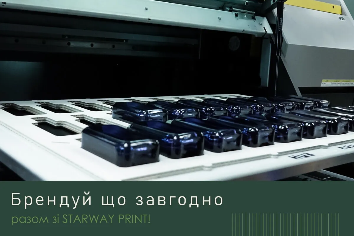 УФ-принтер Mimaki UJF-6042 MkII e у роботі